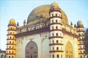 Gol Gumbad - Bijapur