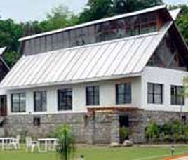 Treetops Resort