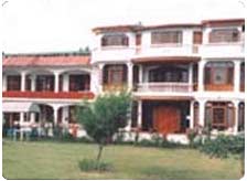 Akbar Hotel Srinagar