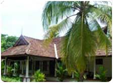 Kovilakam Lake Villa Alleppey