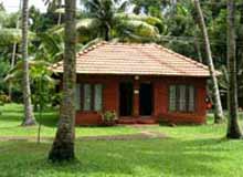 Shanthitheeram Lake Side Heritage Resort in Alleppey