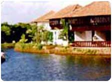 Deluxe Hotels in Kottayam 