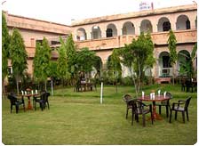 Hotel Pratap Palace