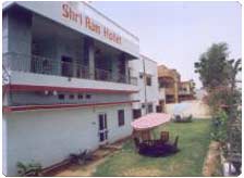 Shri Ram Hotel