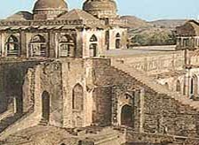 Accommodation in Mandu