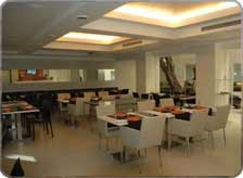 Hotel Avalon Courtyard