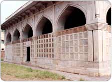 Structures near Hazrat Nizamuddin's Tomb