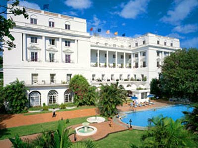 Hotel Windsor Sheraton Bangalore - Exterior