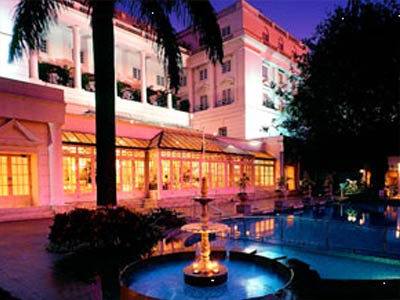Hotel Windsor Sheraton Bangalore - Pool