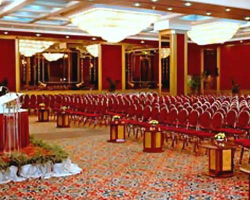Le Meridien Hotel Bangalore - Confrence Room