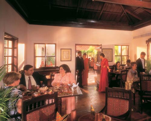 Taj Gateway Hotel Bangalore - Dining Area