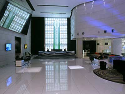 Le Meridien Hotel - Lobby