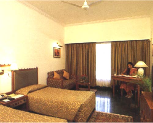 Hotel Man Singh Jaipur - Bedroom