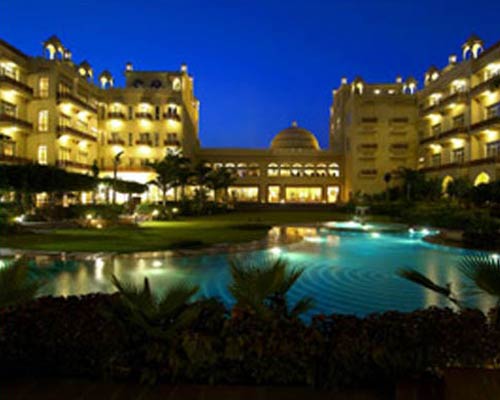 Le Meridien Hotel Jaipur - Swimming Pool
