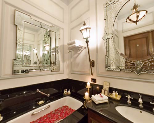 Rambagh Palace Hotel Jaipur - Bathroom