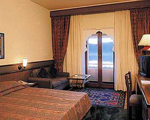 Trident Hilton Hotel Jaipur - Guest Room