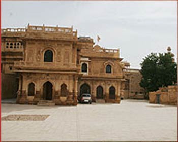 Mandir Palace - Exterior