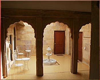 Mandir Palace - Sitout
