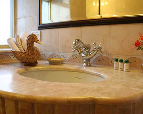 Hotel Karni Bhawan - Bathroom