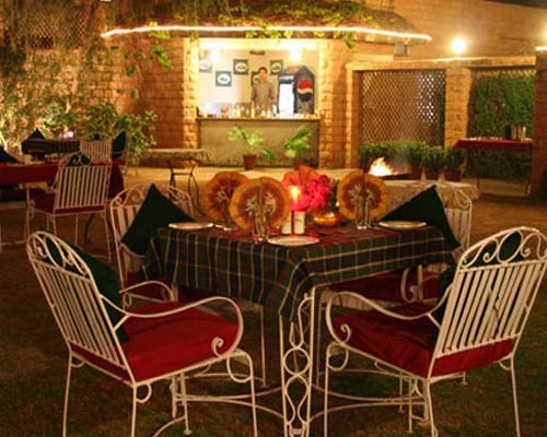 Hotel Karni Bhawan - Restaurant