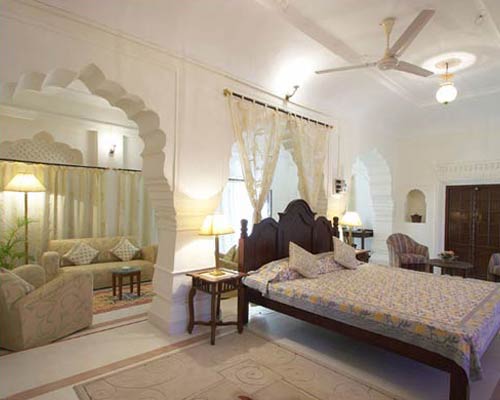 Nimaj Palace - Bedroom