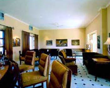 Dev Vilas - Lounge