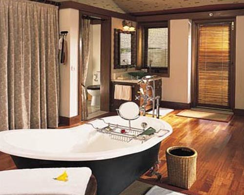 The Oberoi Vanya Vilas - Bathroom