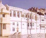 Jagat Niwas Palace