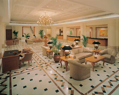 Taj Connemara Chennai - Lobby