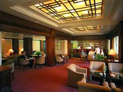 Trident Hilton Hotel Chennai - Acrot Bar