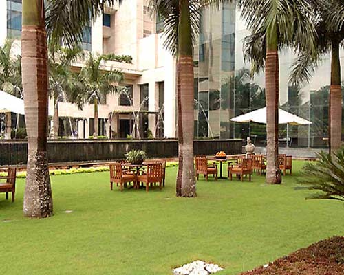 Hyatt Regency Hotel Kolkata - Lawn
