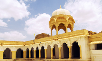 Highlights of Rajasthan with Taj and Ganges 