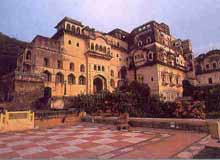 Forts in Alwar, Forts & Palaces in Alwar