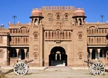 Forts and Palaces in Bikaner 