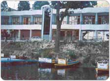 Hotel Lake Heritage in Bhimtal