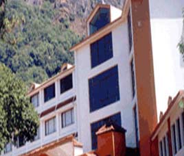Resorts near Periyar(Thekkady)
