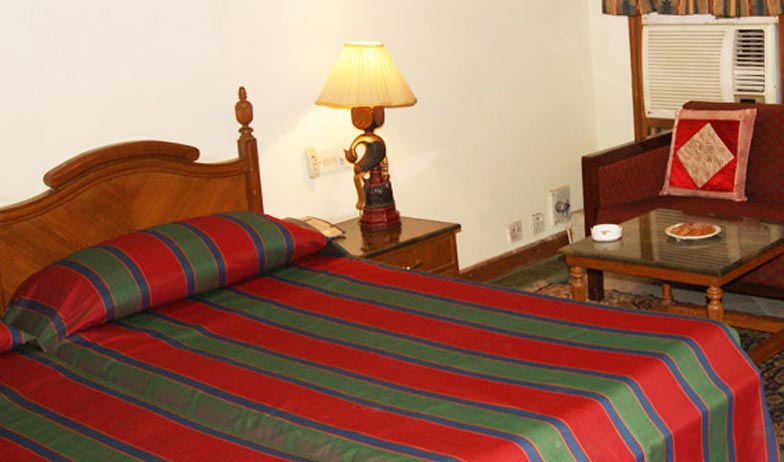 Bedroom in Hotel Bharatpur Ashok
