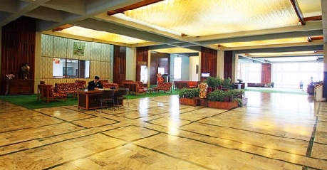 Hotel Reception in Centaur Lake View Hotel In Srinagar2