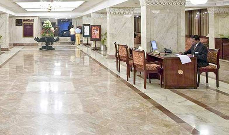 Hotel Reception in Clarks Shiraz Agra