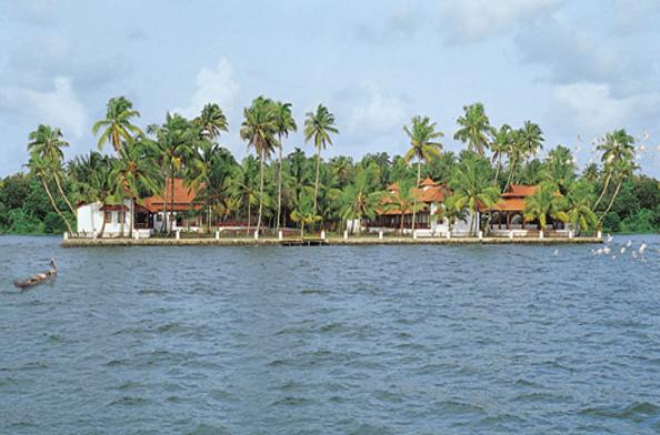 Lake in Hotel Cocobay Resort