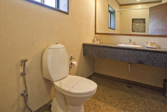 Bathroom in Corbett Riverview Retreat
