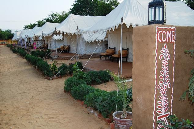 Tent House in Countryside Resort Pushkar
