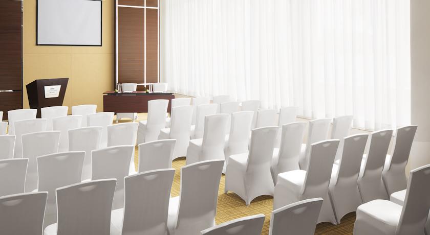 Meeting Room in Courtyard By Marriot Kochi Airport
