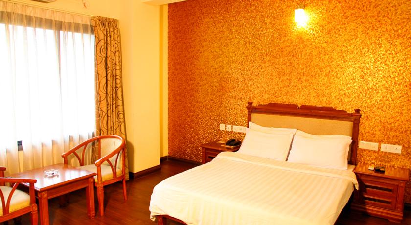 Single Rooms in Deshadan Plaza Kochi