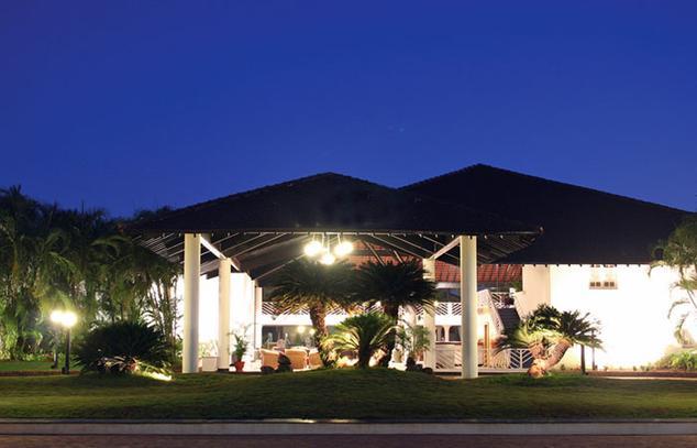 Hotel Resort in Dona Sylvia Hotel