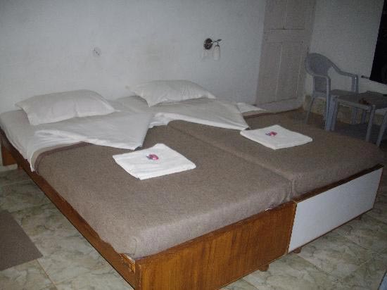 bedroom-in-Dyna-Resort