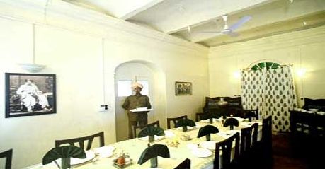 Dining in Fort Amla
