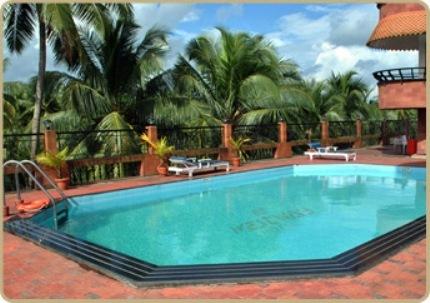 Swimming pool in Fortune Hotel Kozhikode