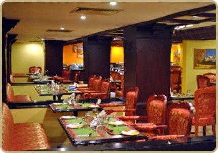 Dining in Fortune Hotel Kozhikode