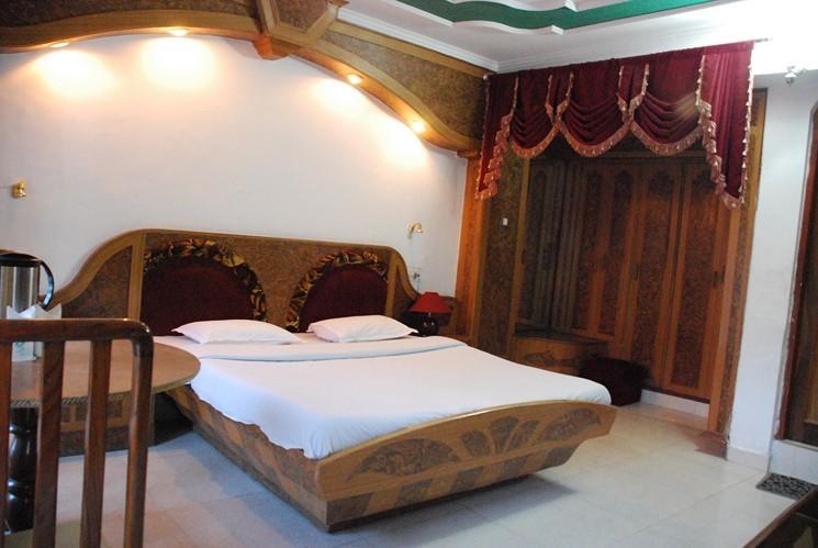 Suite in Hotel Ganga Beach Resort, Rishikesh